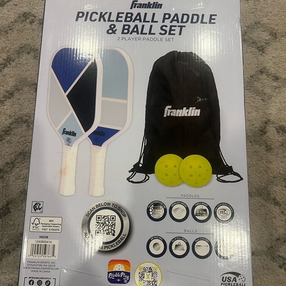 New in box Set of 2 Pickleball Paddles - Picture 2 of 3